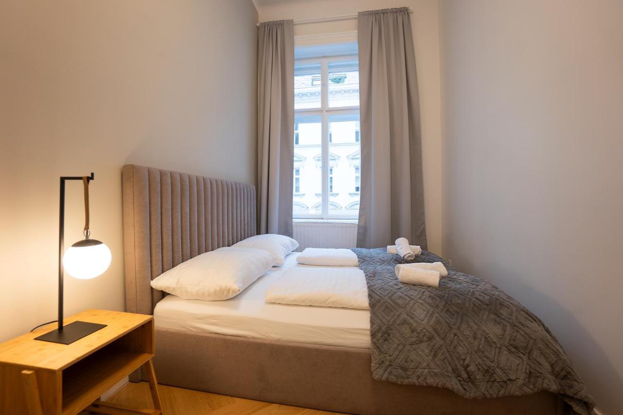 Spacious 110м2 Flat In The Center Appartement Wenen