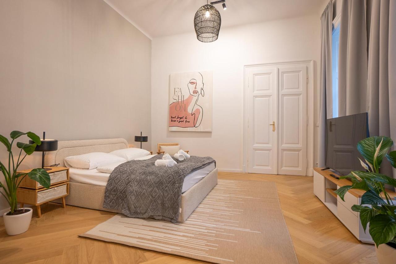 Spacious 110м2 Flat In The Center Appartement