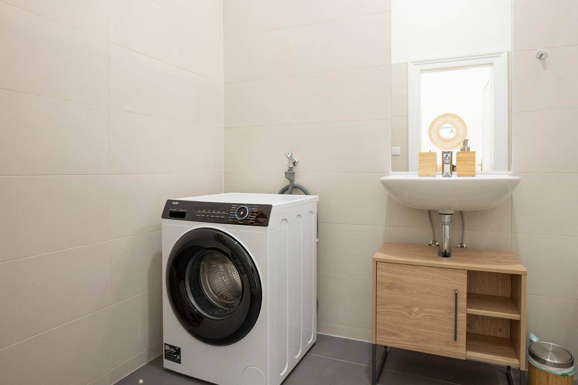 Spacious 110м2 Flat In The Center * Wien